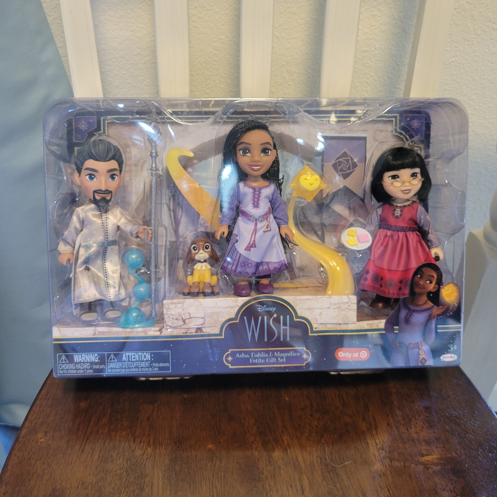 NWT Disney Wish Magical Doll Trio Set Asha Dahlia Magnifico Petite Doll Set